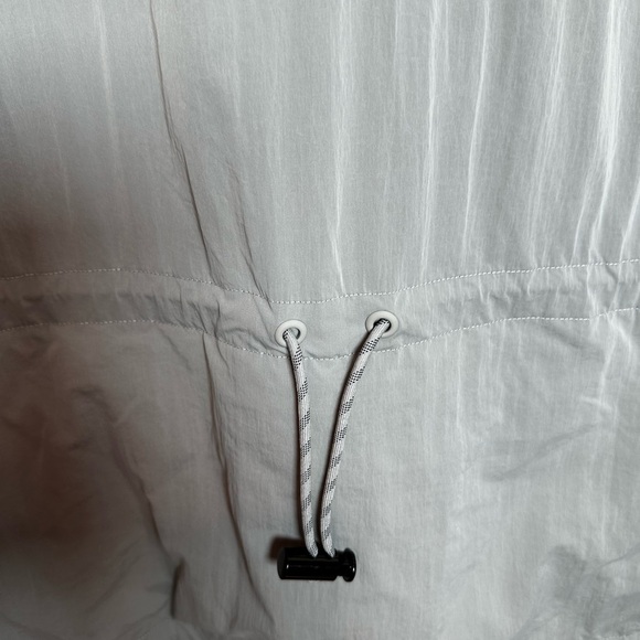 lululemon athletica Women's anorak in purple and Gray - Picture 11 of 11